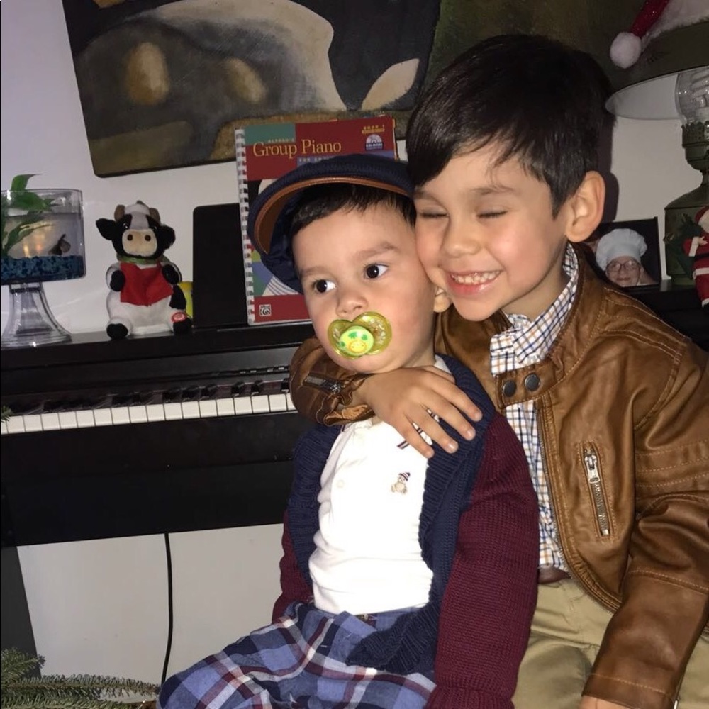 Meet your Posher, Alexis